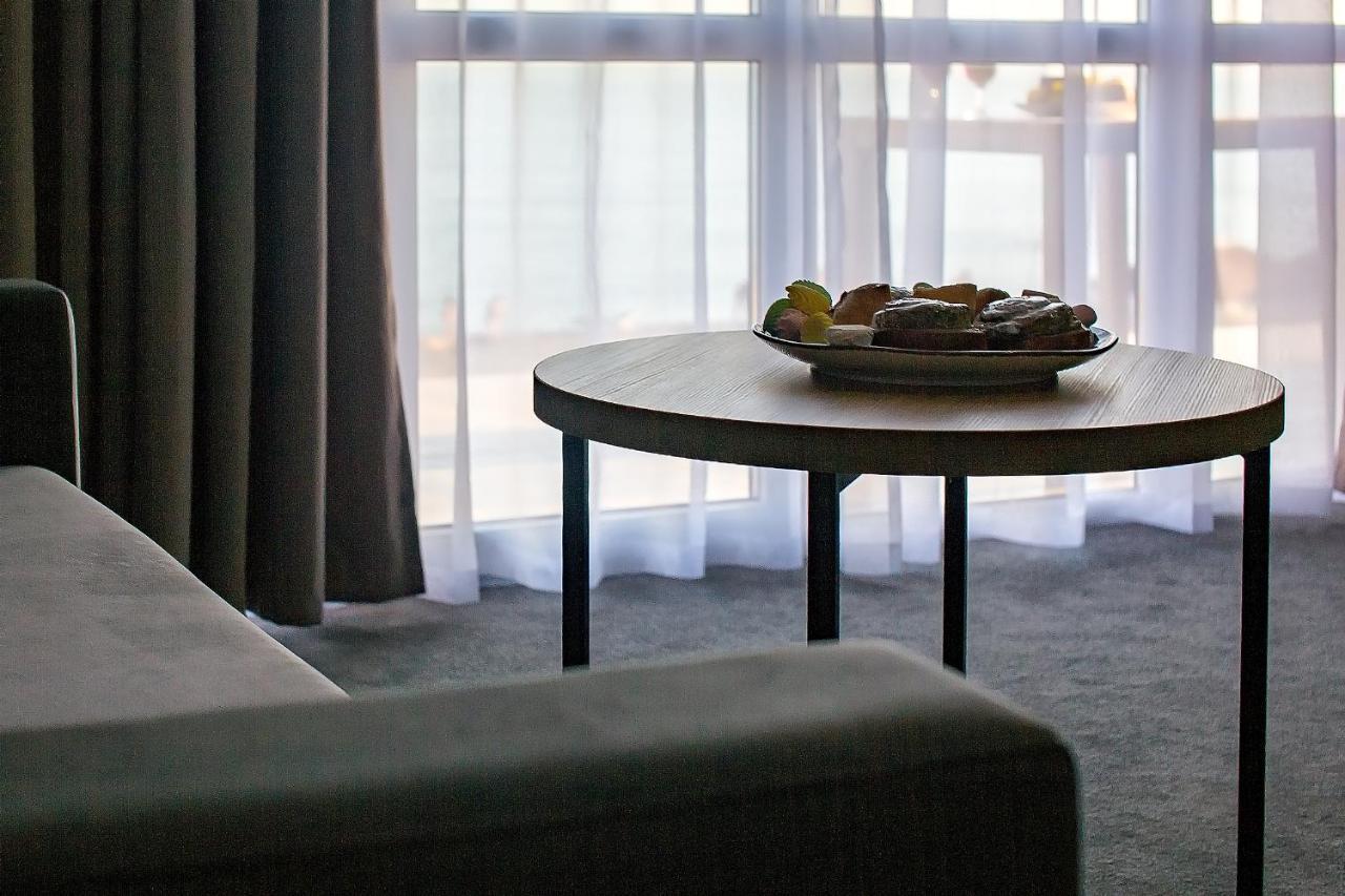 Green Land Hotel 桑德雷什 外观 照片